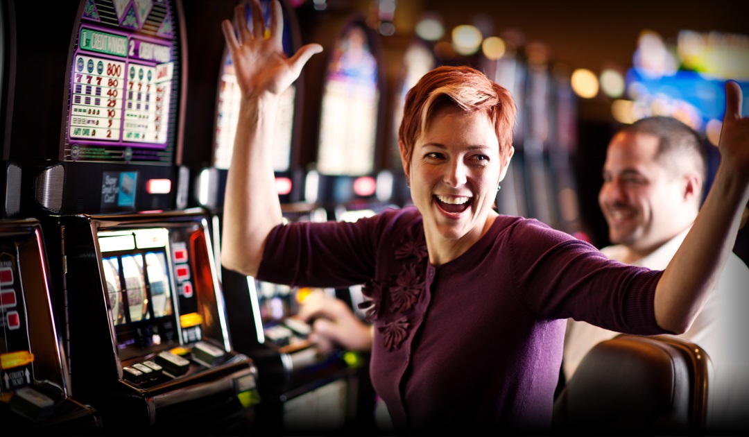 Play On Slot Machines- Online Or Land-Based?